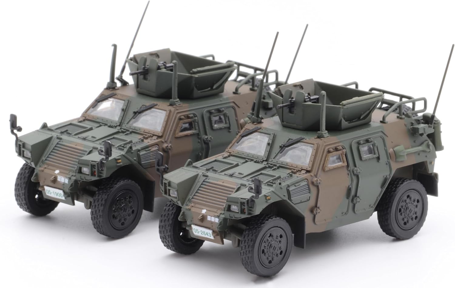 Fujimi 72M-17EX-1 1/72 JGSDF Light Armoured Vehicle (2-Cars Set) Special Edition (with Realistic Molded Tires) - BanzaiHobby