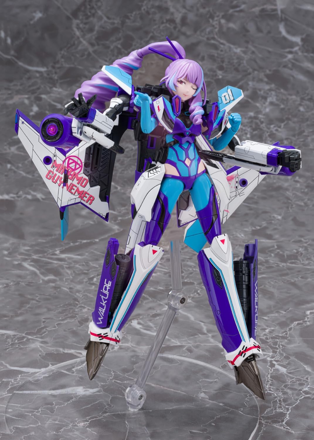 Aoshima V.F.G. No.MC-17 Macross Delta VF-31J Siegfried Mikumo Guynemer - BanzaiHobby