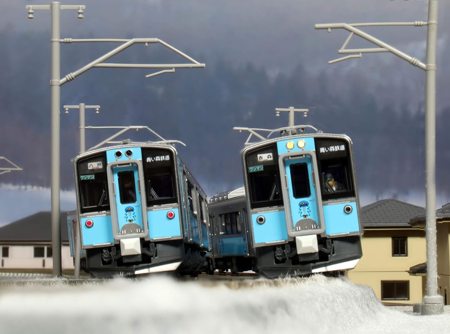 KATO 10-1561S N Gauge Aoimori Railway Aoimori 701 Series 2-Car Set - BanzaiHobby