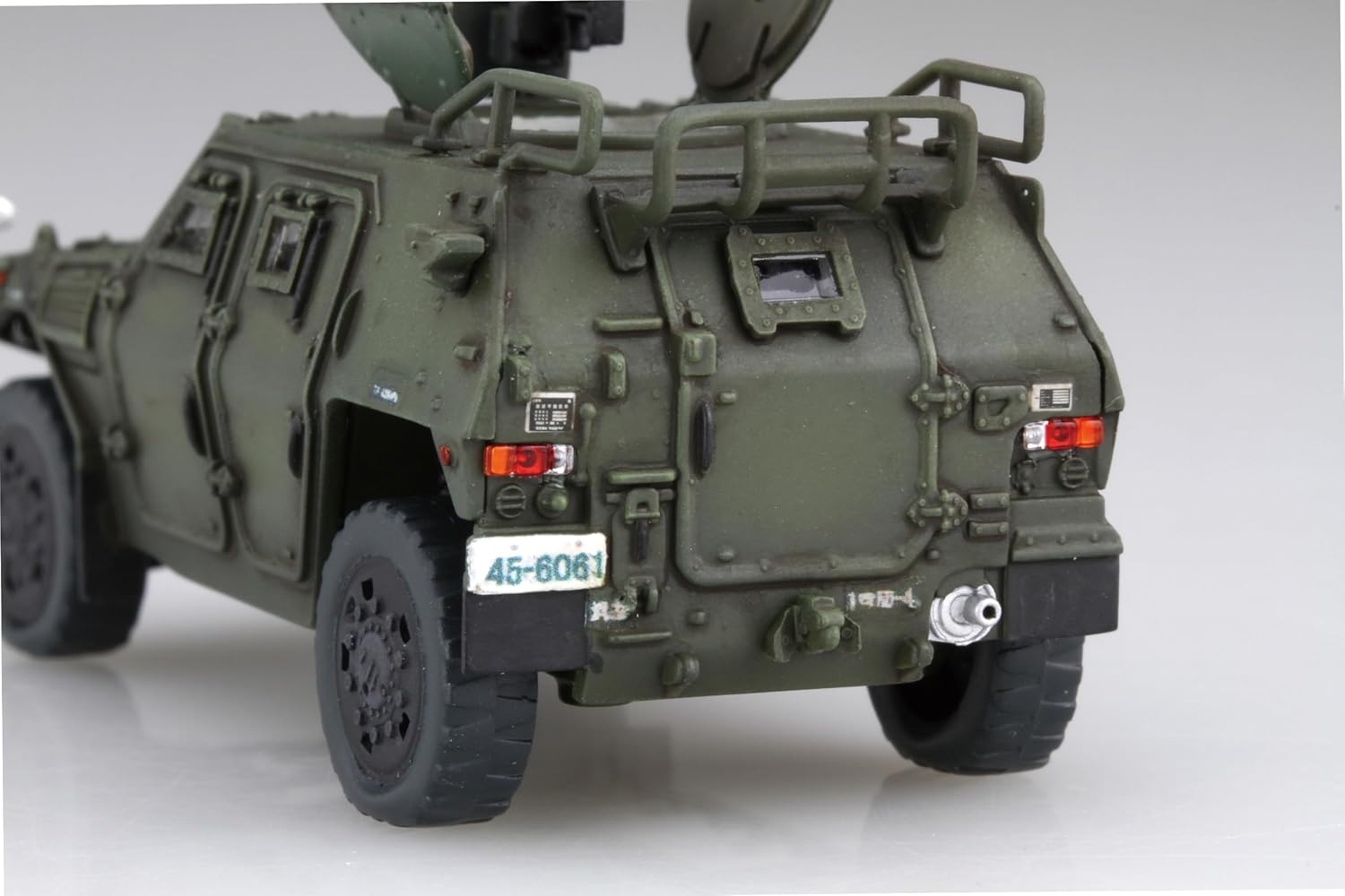 Fujimi ML-14 1/72 Japan Air Self-Defense Force Light Armored Vehicle - Fujimi Banzai Hobby