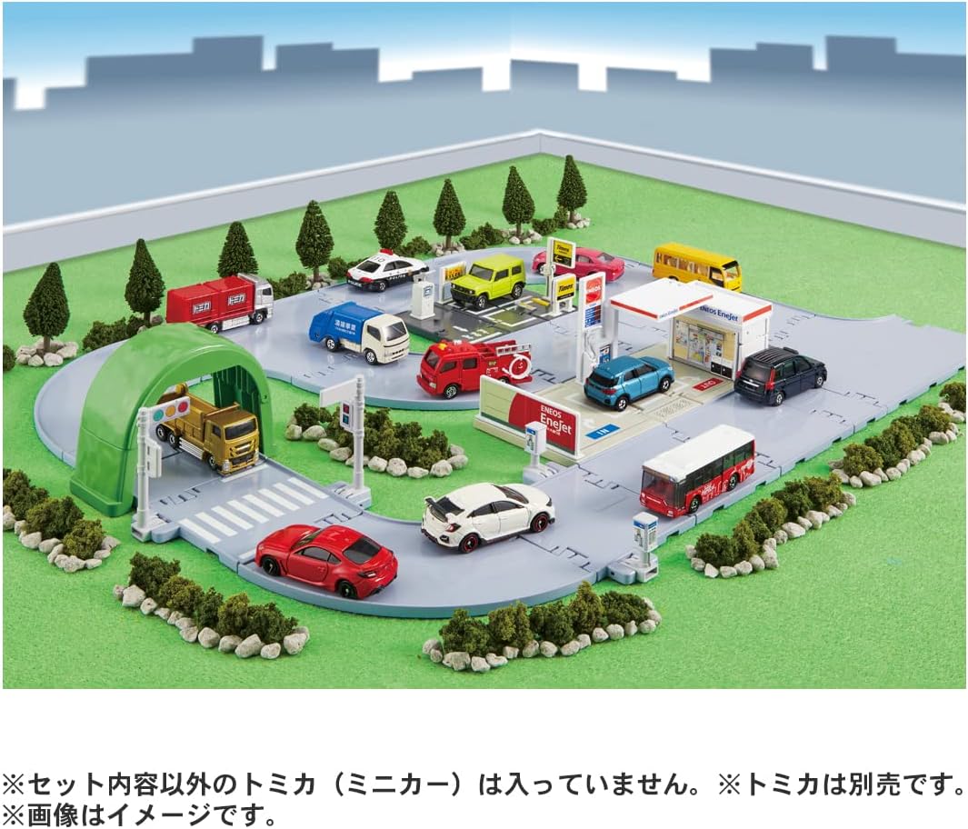 Tomica Town A Lot of Towns and Roads! Tomica Town Set with Tomica