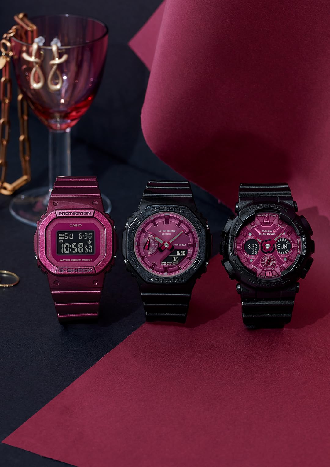 ジーショック [カシオ] 腕時計 【国内正規品】 ミッドサイズモデル Black＆Red GMA-S2100RB-1AJF レディース ブラック |  BanzaiHobby