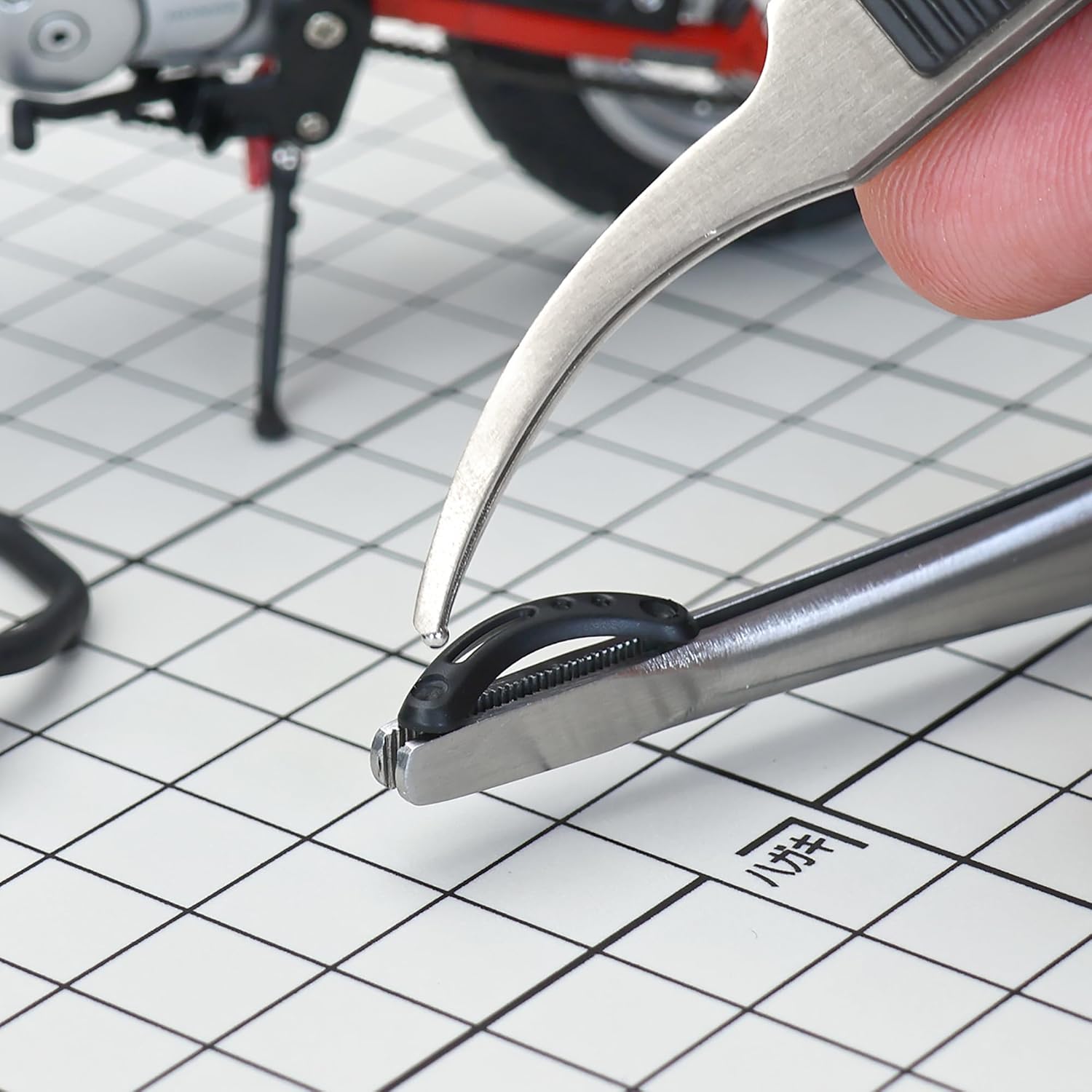 Mineshima 217-H Non Slipping Stainless Steel Tweezers with Round Tip Eagle Neck Shape Type (120 mm) - BanzaiHobby