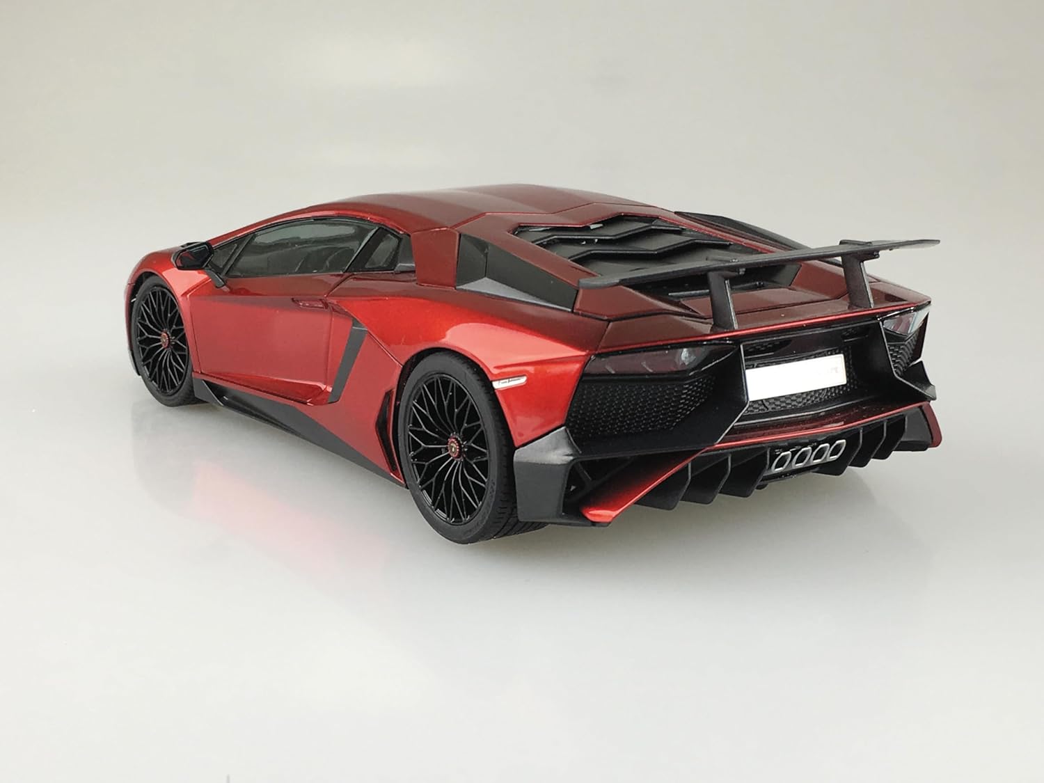 Aoshima 1/24 The Supercar No. 11 '15 Lamborghini Aventador SV
