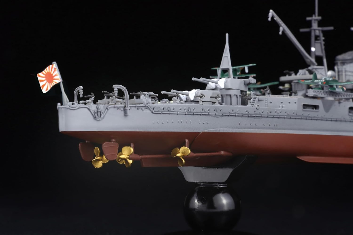 Fujimi FH-54 1/700 Japanese Navy Heavy Cruiser Kumano (1944/Operation Shoichi Go)