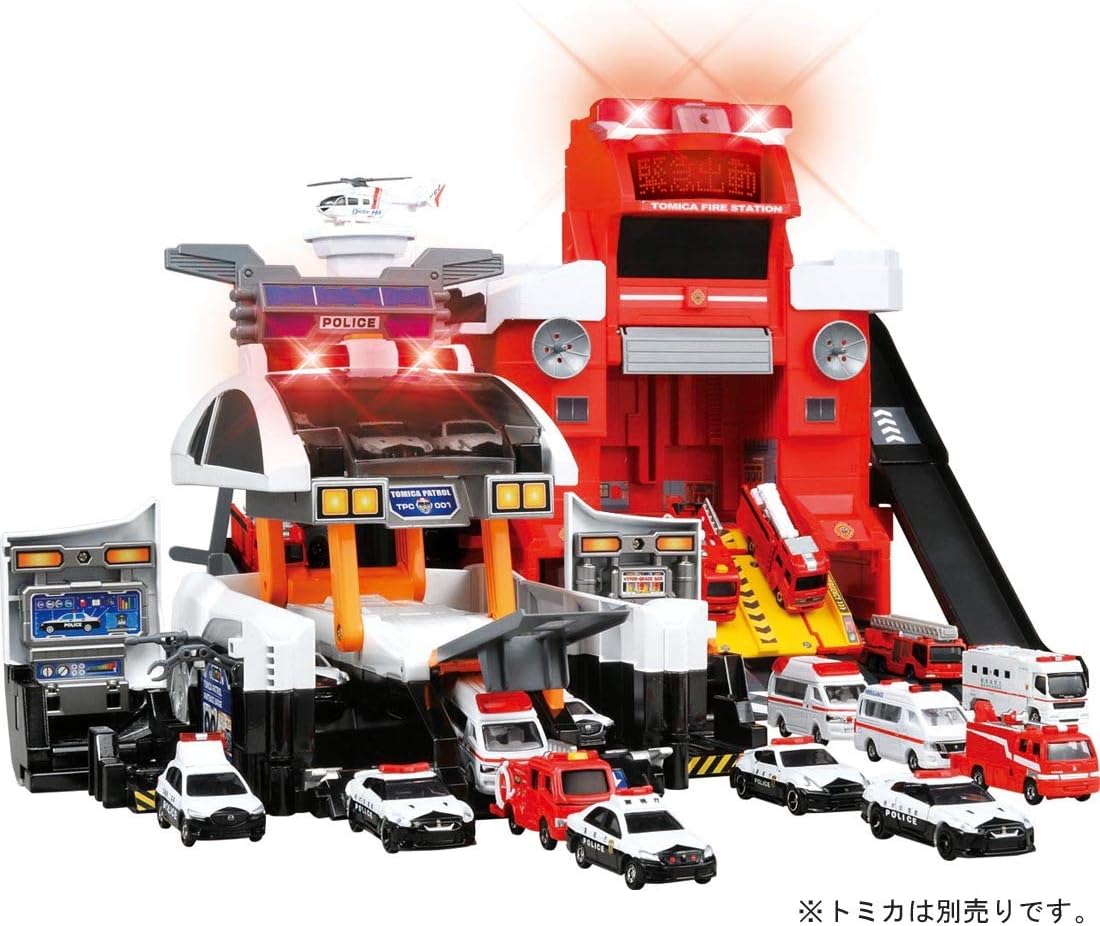 Tomica World Big Transformation! Big Patrol Car