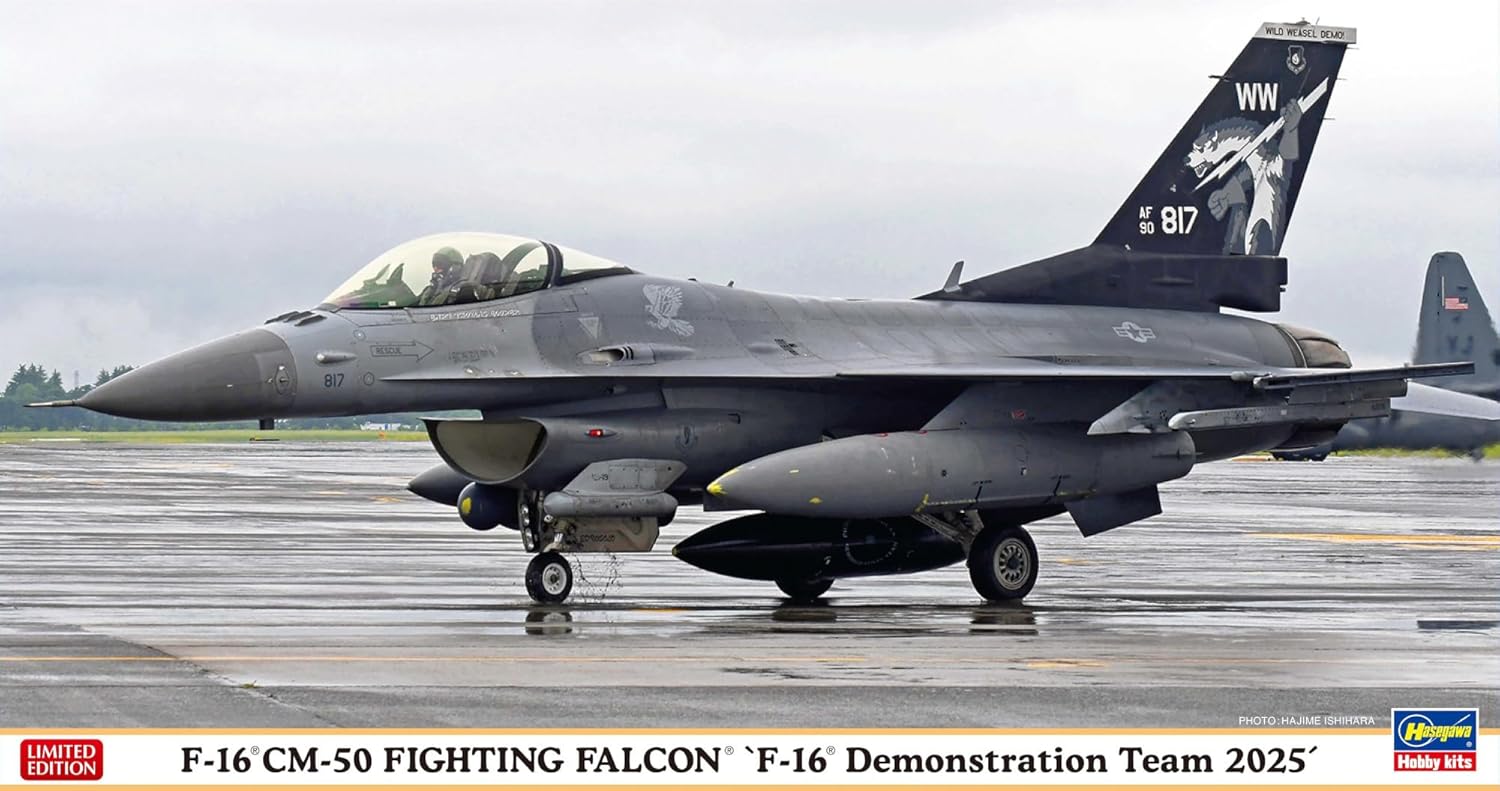 Hasegawa 07558 1/48 F-16CM-50 Fighting Falcon F-16 Demonstration Team 2025