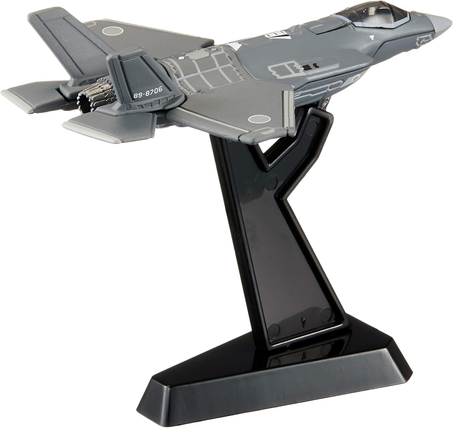 Tomica P 28. Japan Air Self-Defense Force F-35A fighter jet