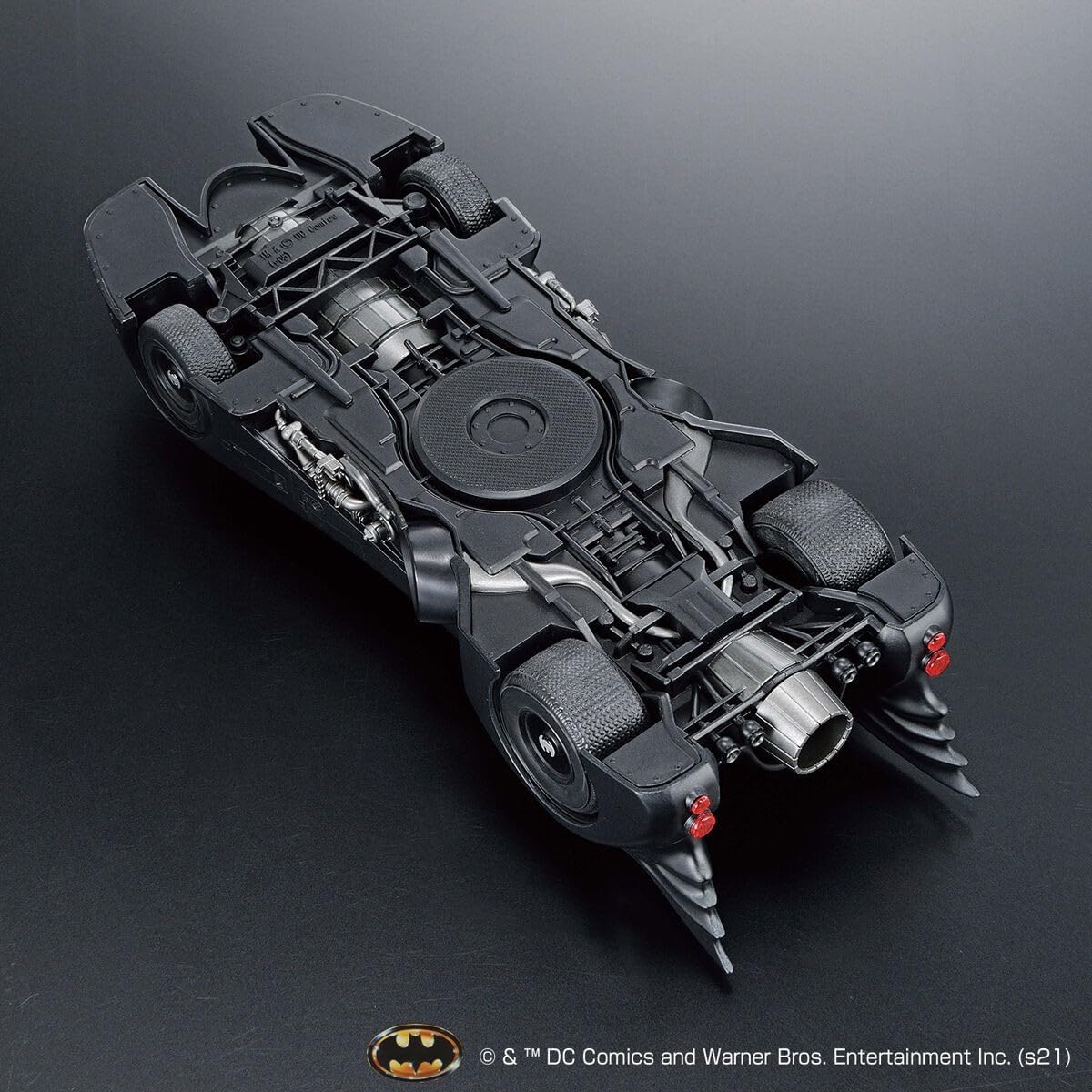 Bandai 1/35 Batmobile (Batman Ver.)