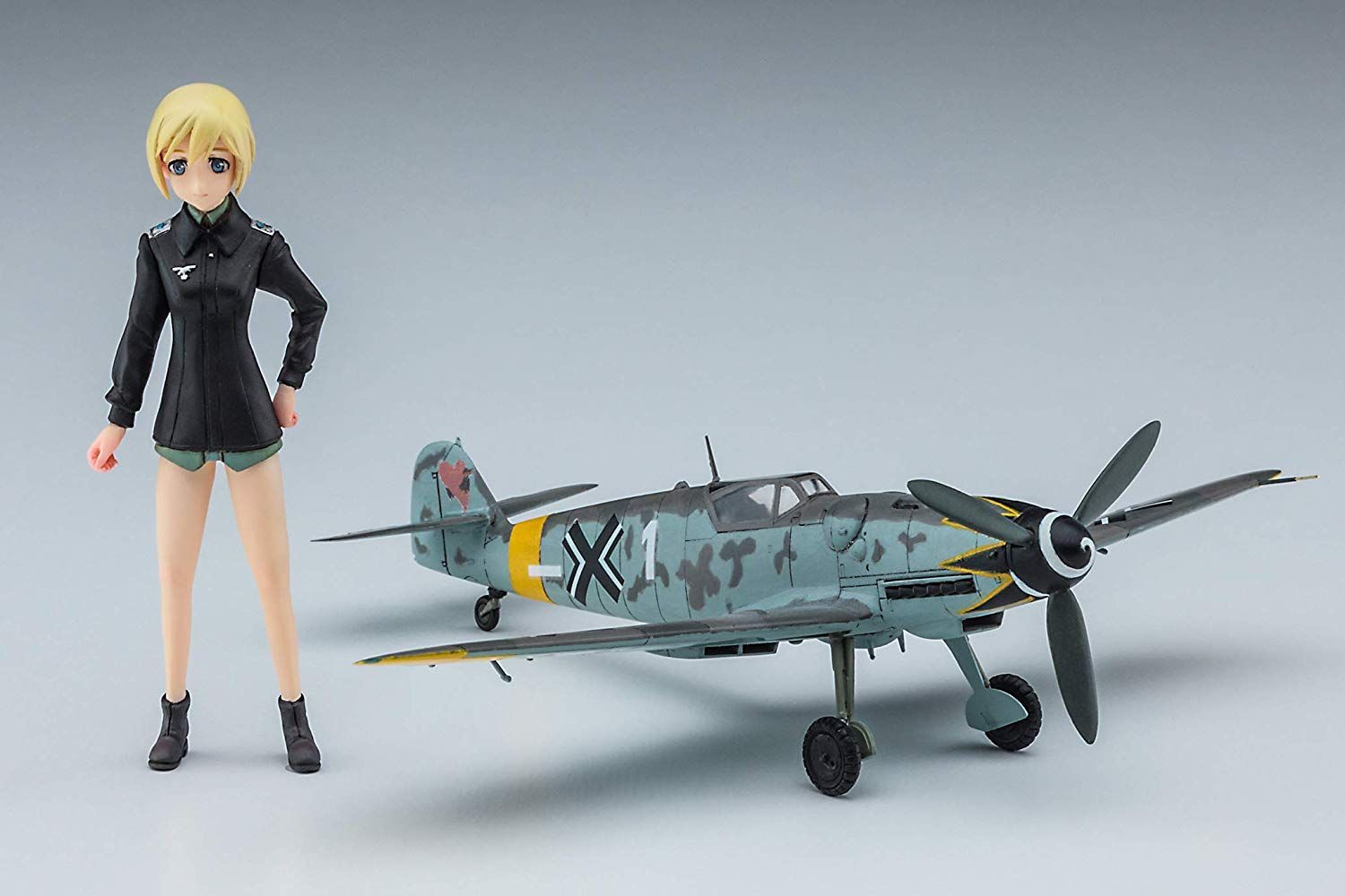 Hasegawa Strike Witches Erica Hartmann w/Messerschmitt Bf109G-6 (1/72) - BanzaiHobby