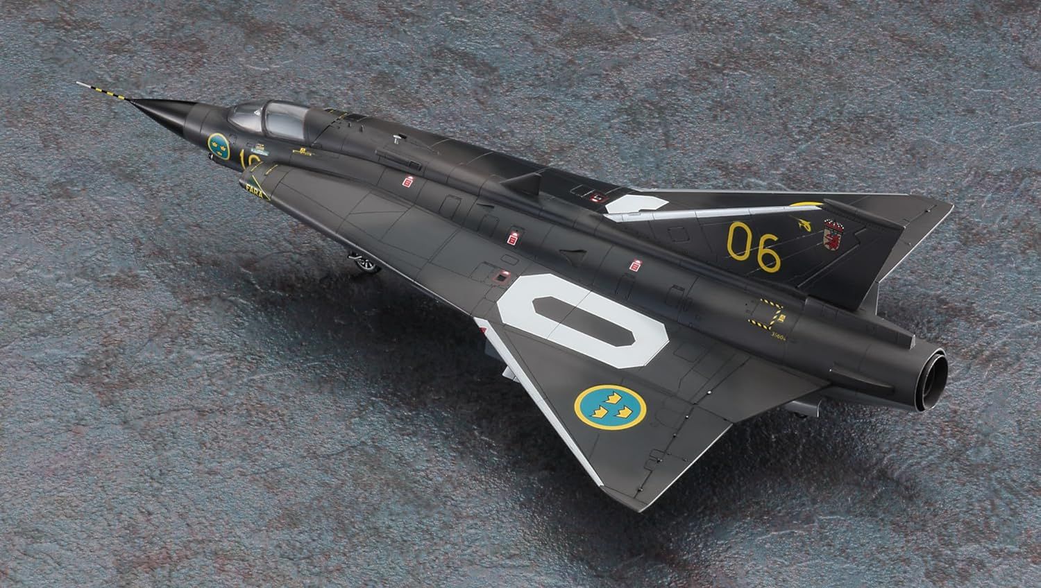 Hasegawa E48 1/72 Swedish Air Force J35F Draken - BanzaiHobby