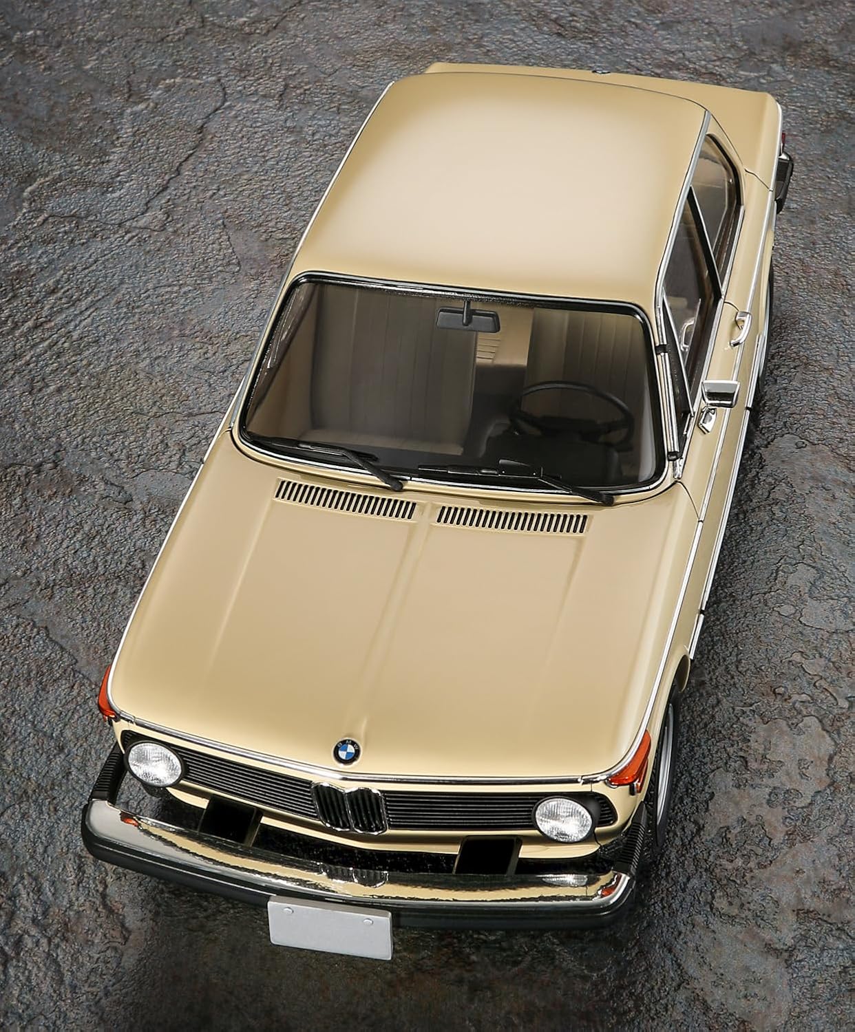 Hasegawa 20756 1/24 BMW 2002 tii Late Model w/Big Bumper - BanzaiHobby