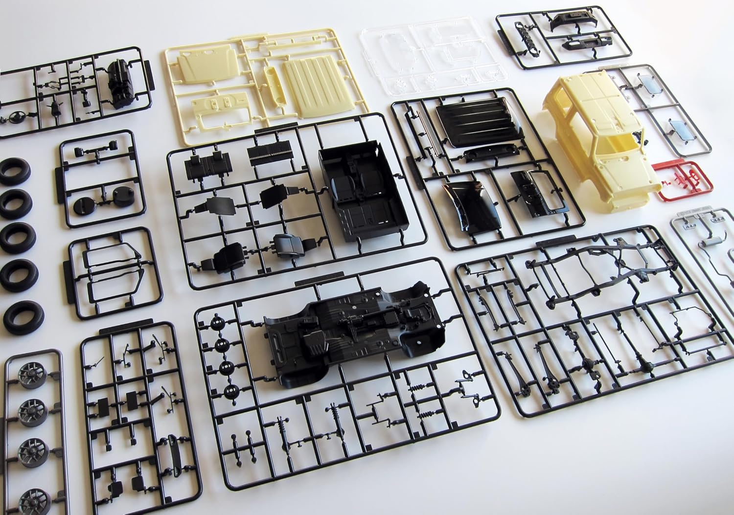Fujimi 066424 1/24 Car NEXT Series No.20 EX-1 Suzuki Jimny JB64 (Chiffon Ivory Metallic/Black Two-Tone Roof) Car NX-20 EX-1 - BanzaiHobby