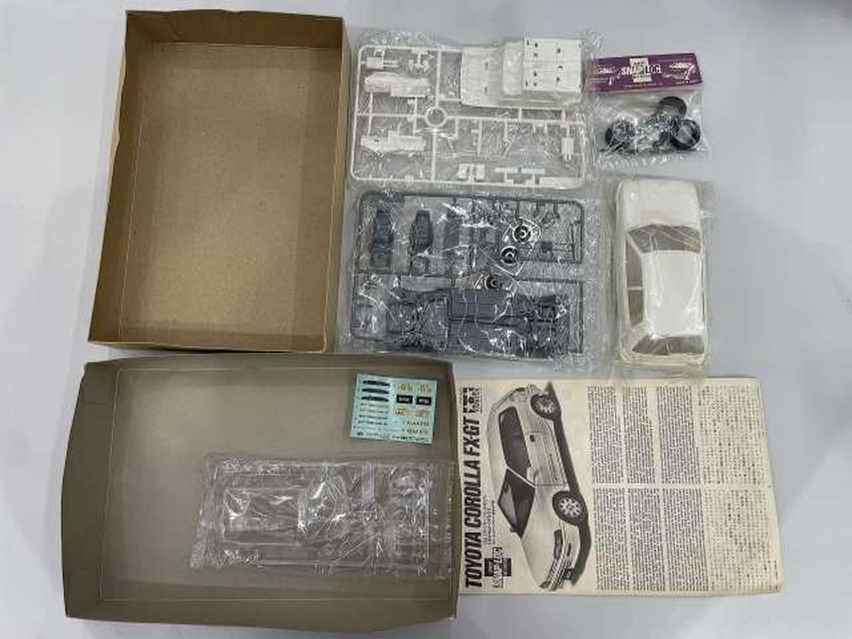 TAMIYA Toyota Corolla FX-GT 1/24 Sports Car Series No.73