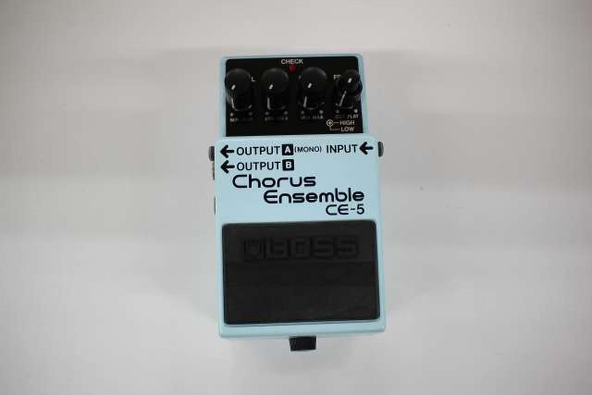 BOSS Chorus CE-5 - Banzai Thrifting | BanzaiHobby
