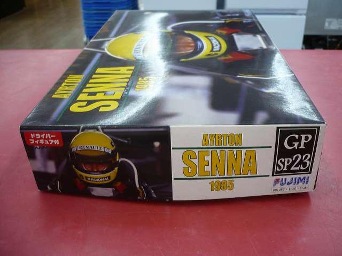 FUJIMI Car & Truck 1/20 Lotus 97T Portuguese GP with Figure - Banzai Thrifting | BanzaiHobby