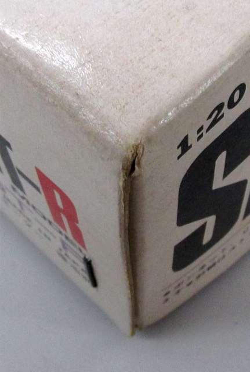Nagano [White Body] 1/20 Skyline 2000GT-R Motorized Kit [3003] - Banzai Thrifting | BanzaiHobby