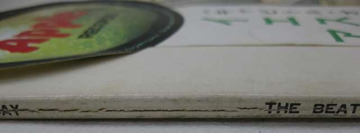 Toshiba Musical Industries The Beatles / Yesterday and Today (Black Disc) The Beatles / Yesterday and Today (Black Record)
