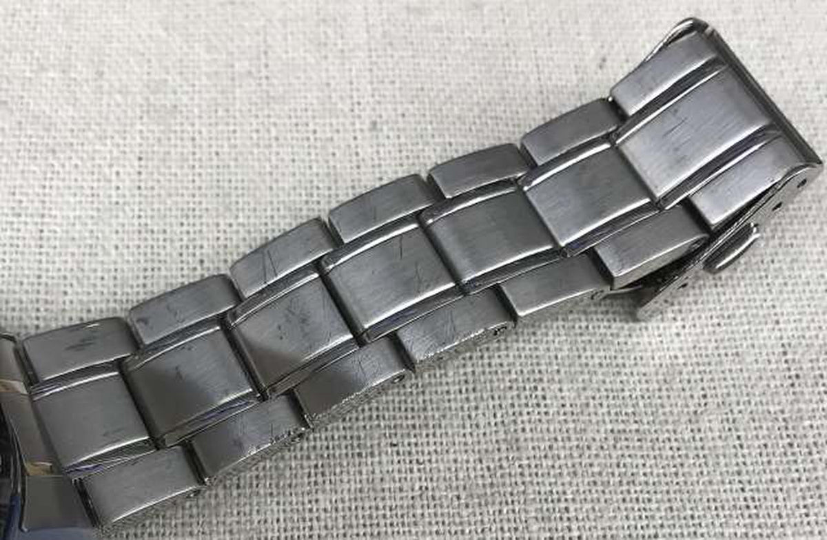 SEIKO Quartz Wristwatch 8T63-00D0