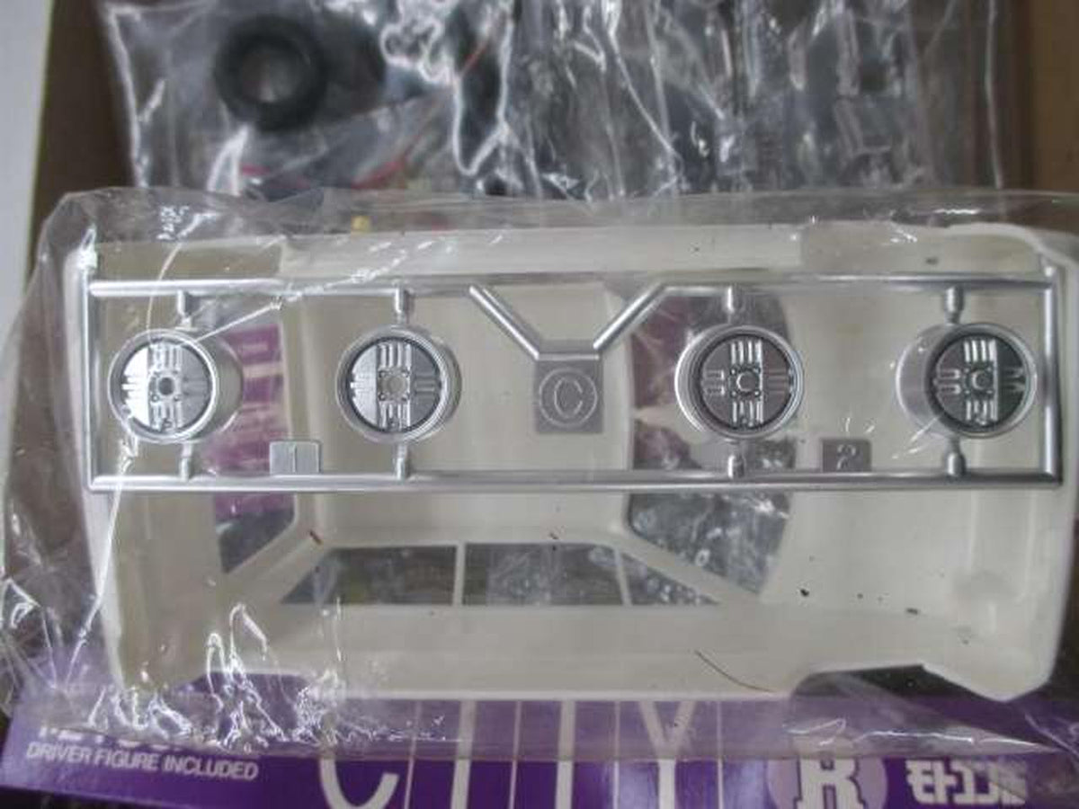 TAMIYA 1/24 Honda City R (with Moto Component)