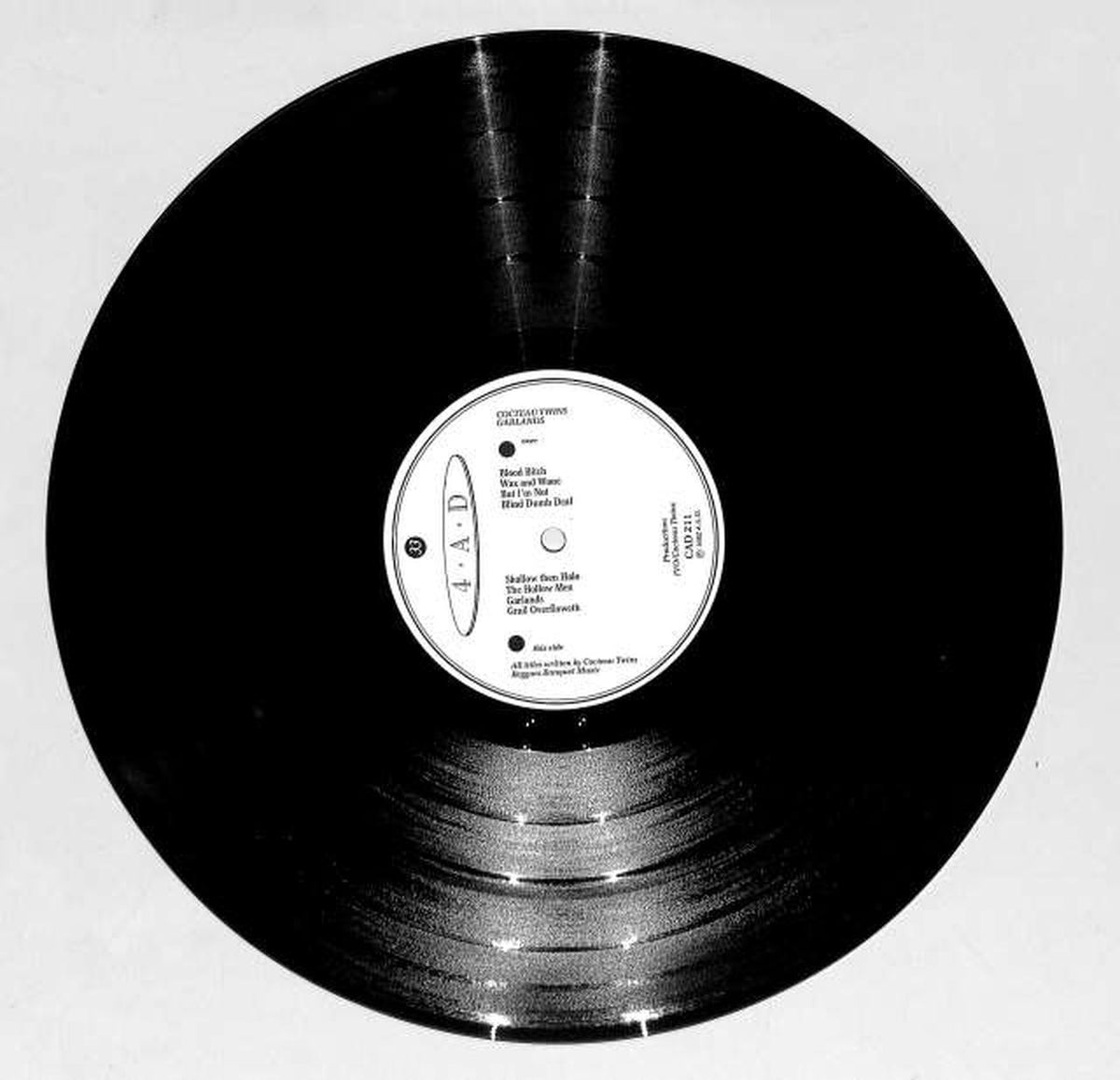 4AD Cocteau Twins "GARLANDS" Cocteau Twins "GARLANDS"