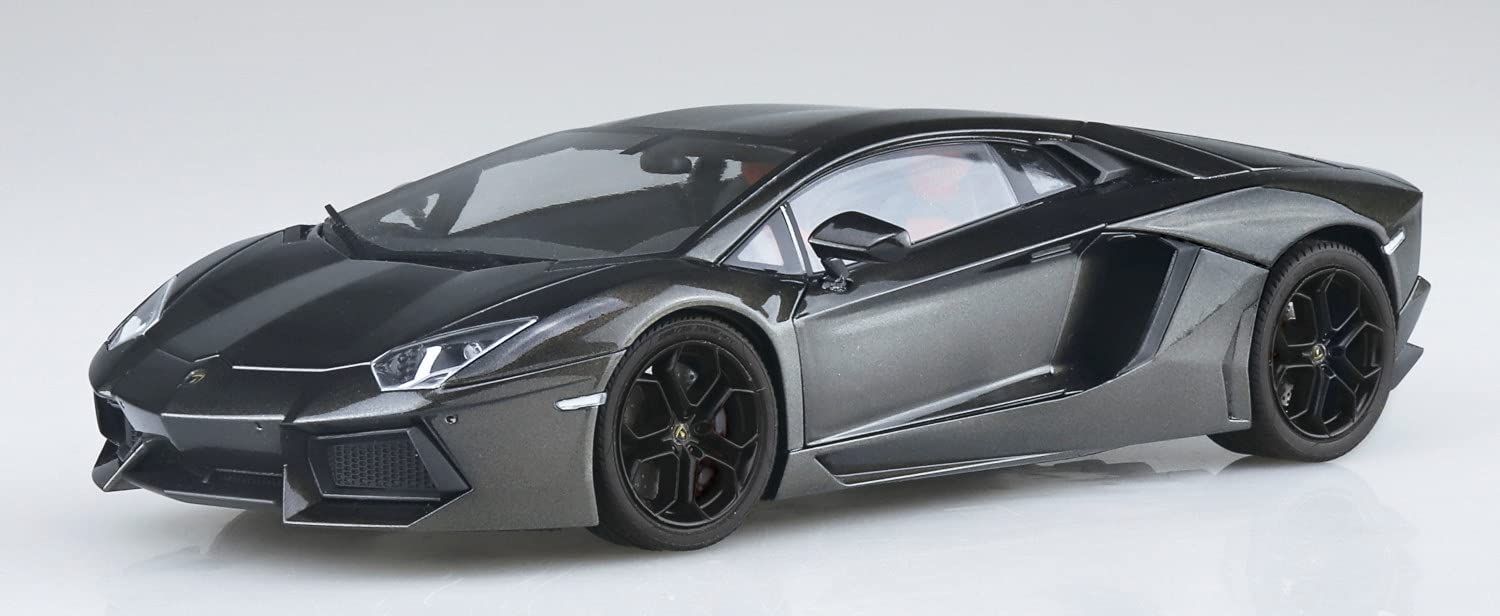 Aoshima `11 Lamborghini Aventador Gun Metallic