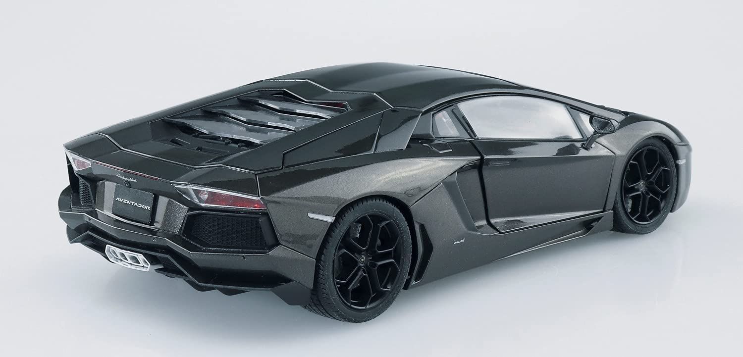 Aoshima `11 Lamborghini Aventador Gun Metallic - BanzaiHobby