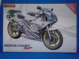 Aoshima HONDA 1989 NSR250R SP - BanzaiHobby