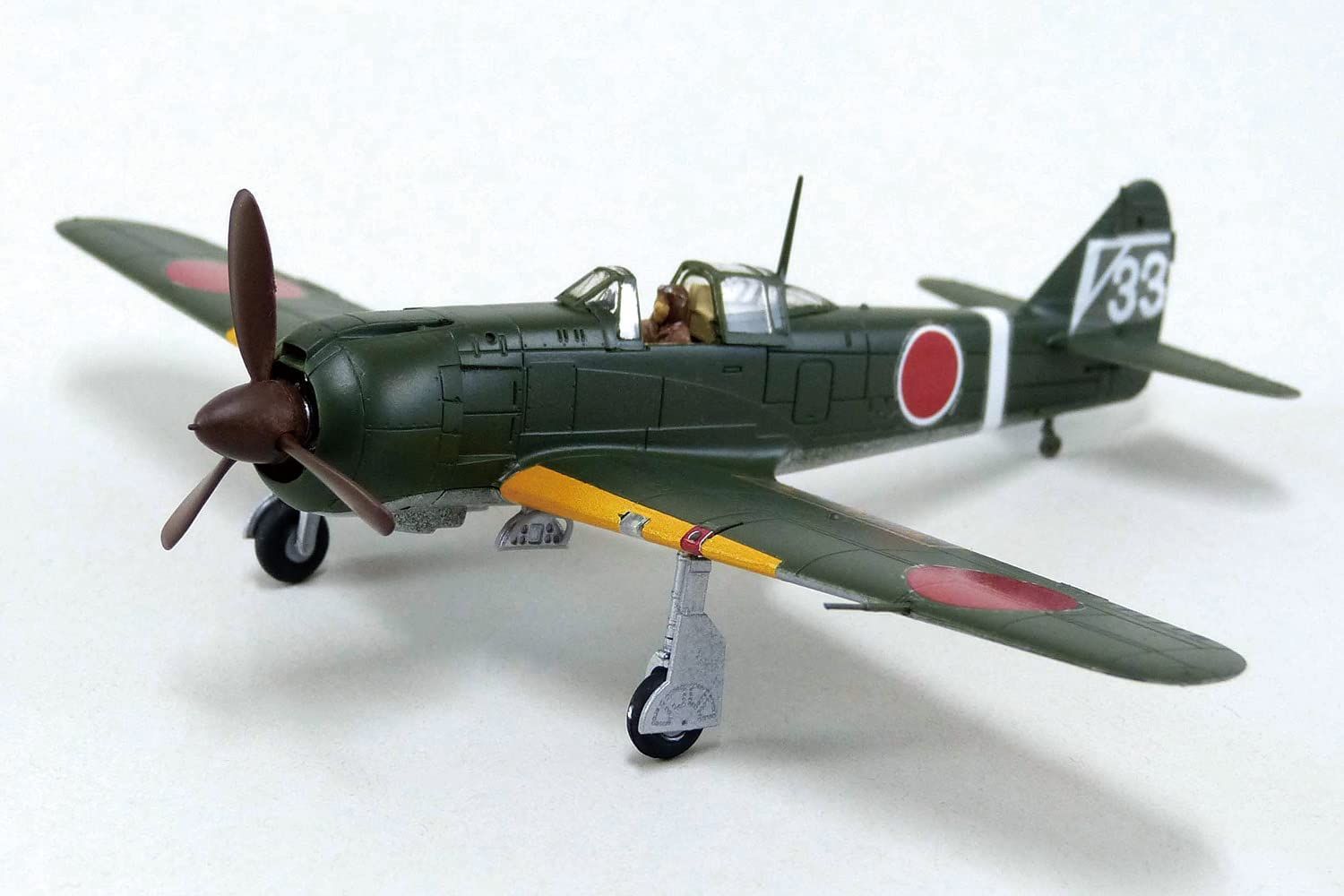 Aoshima Kawasaki Ki-100-I Otsu - BanzaiHobby