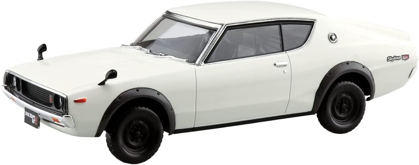 Aoshima Nissan C110 Skyline GT-R (White) - BanzaiHobby