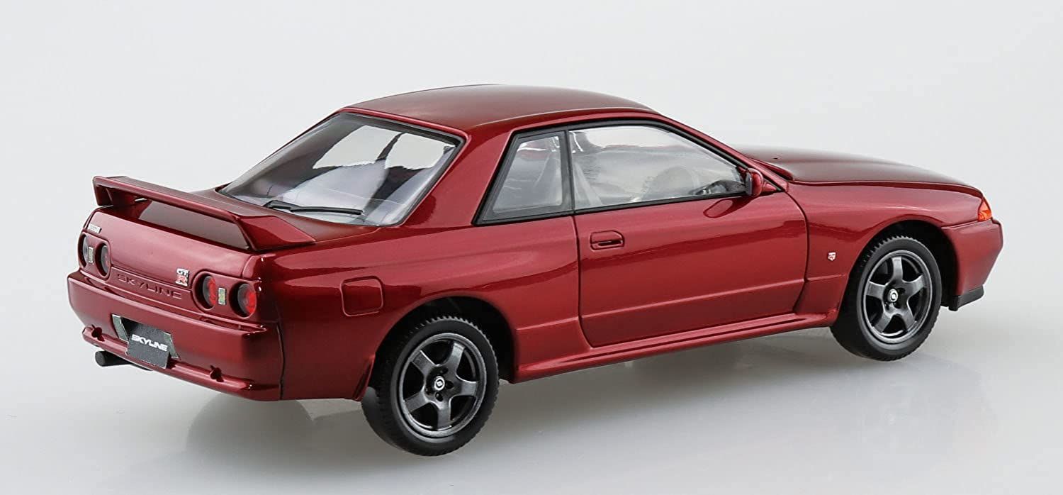 Aoshima Nissan R32 Skyline GT-R (Red Pearl) - BanzaiHobby