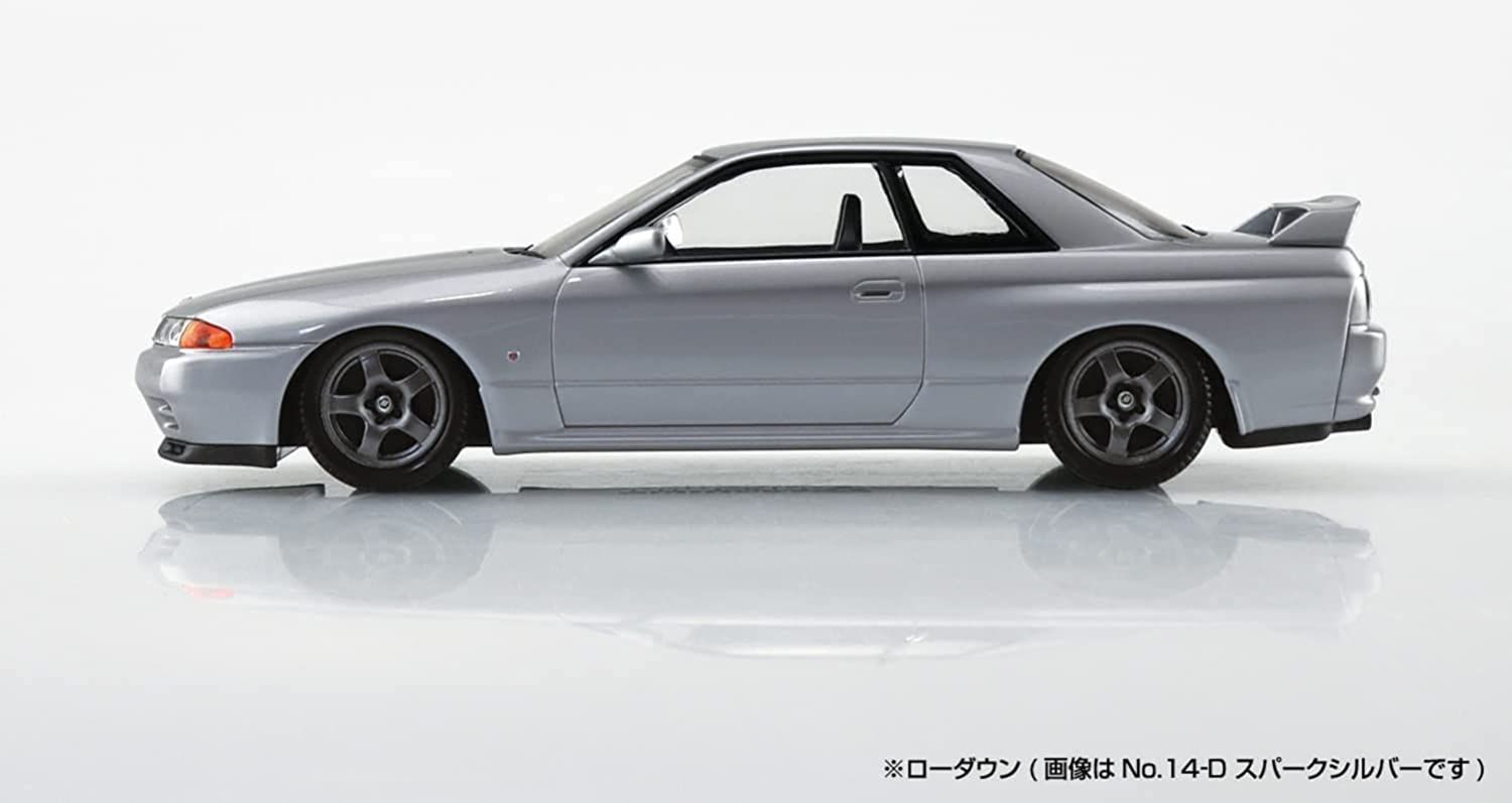 Aoshima Nissan R32 Skyline GT-R (Spark Silver) - BanzaiHobby