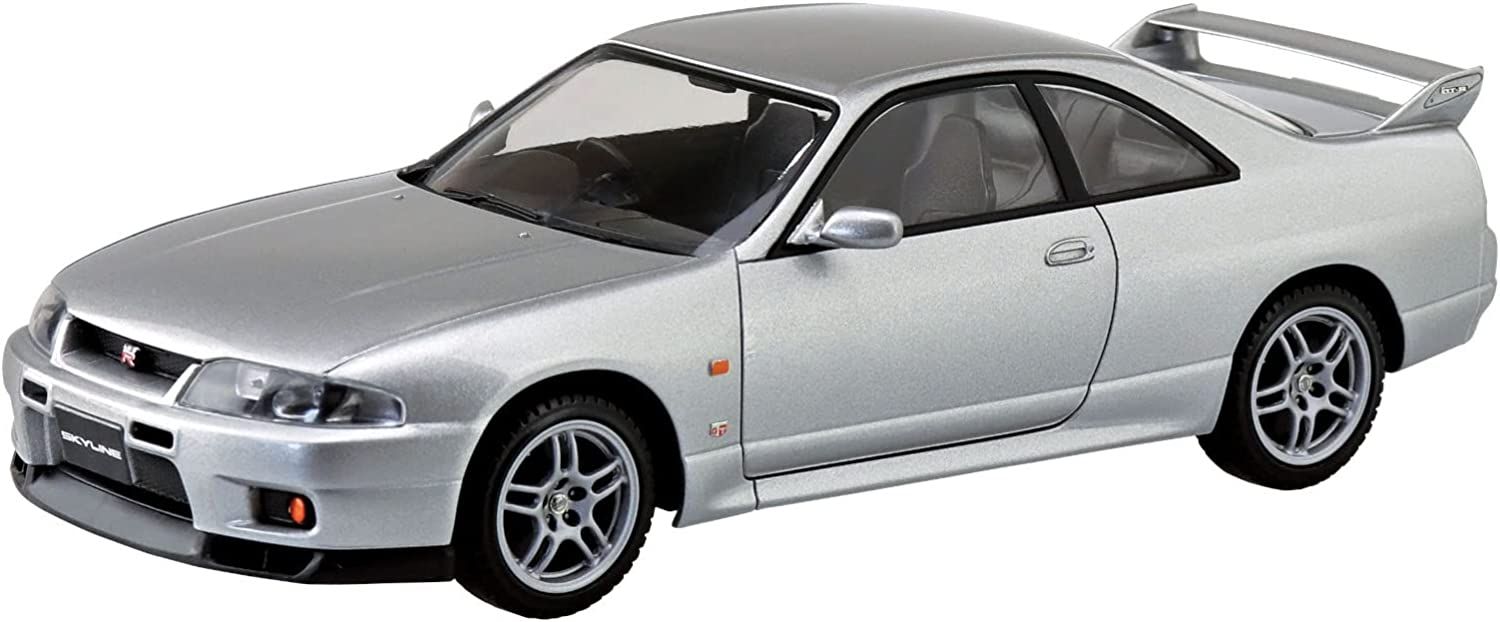 Aoshima Nissan R33 Skyline GT-R (Sonic Silver) - BanzaiHobby