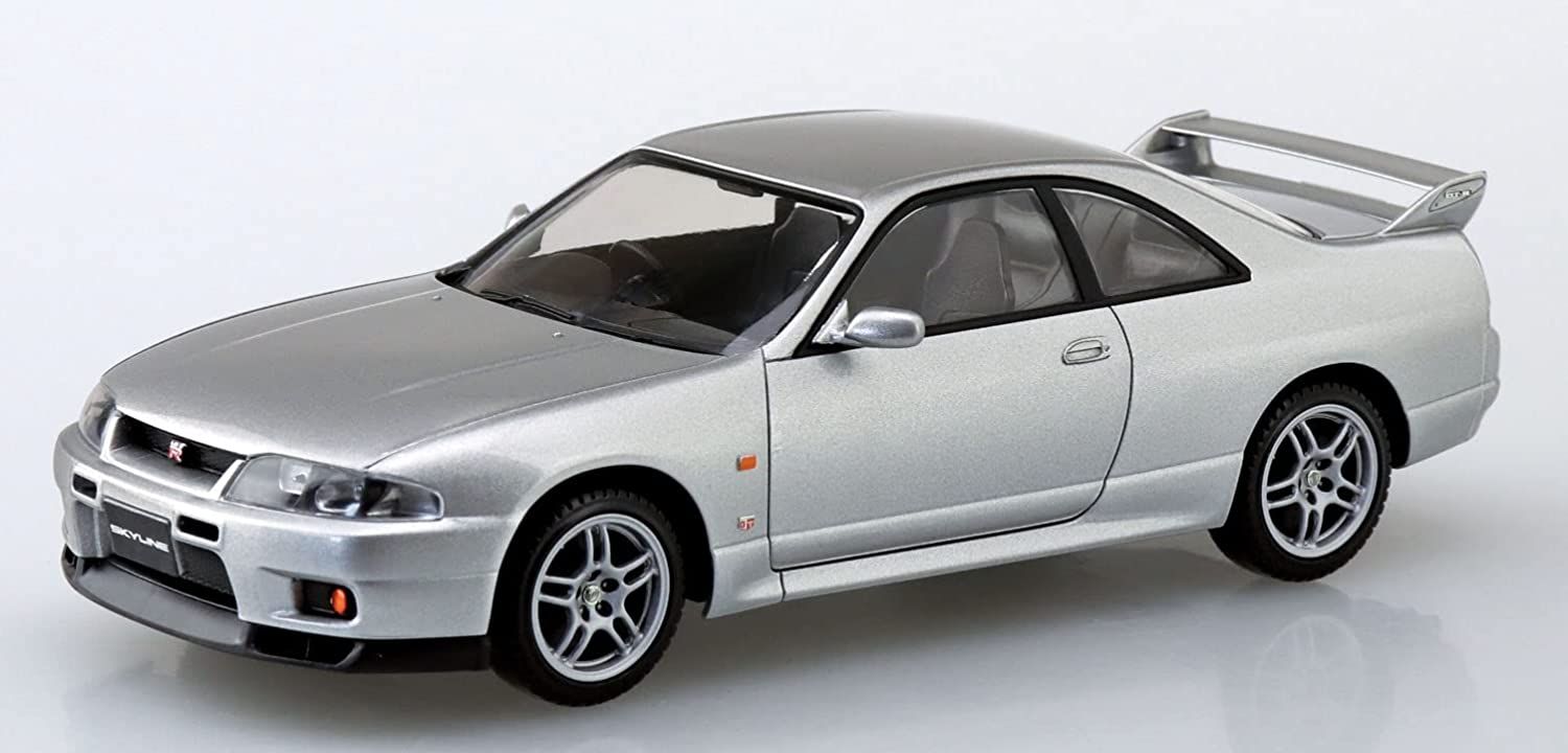 Aoshima Nissan R33 Skyline GT-R (Sonic Silver) - BanzaiHobby