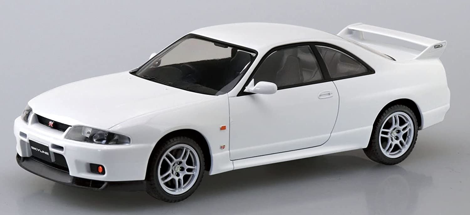 Aoshima Nissan R33 Skyline GT-R (White) - BanzaiHobby