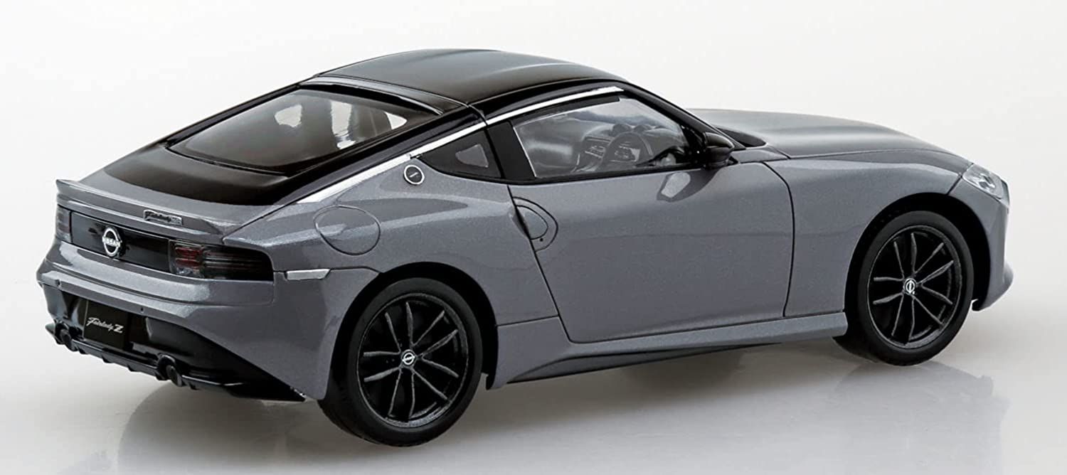 Aoshima Nissan RZ34 Fairlady Z (Stealth Gray) - BanzaiHobby