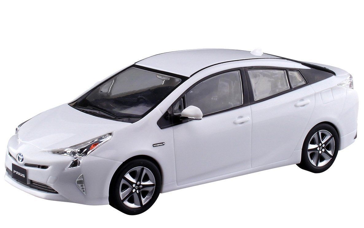 Aoshima Toyota Prius Super White II - BanzaiHobby