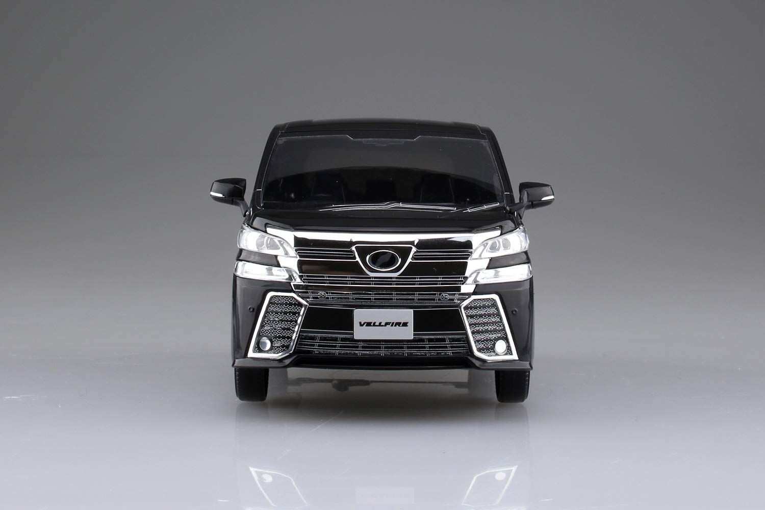 Aoshima Toyota Vellfire (Black) - BanzaiHobby