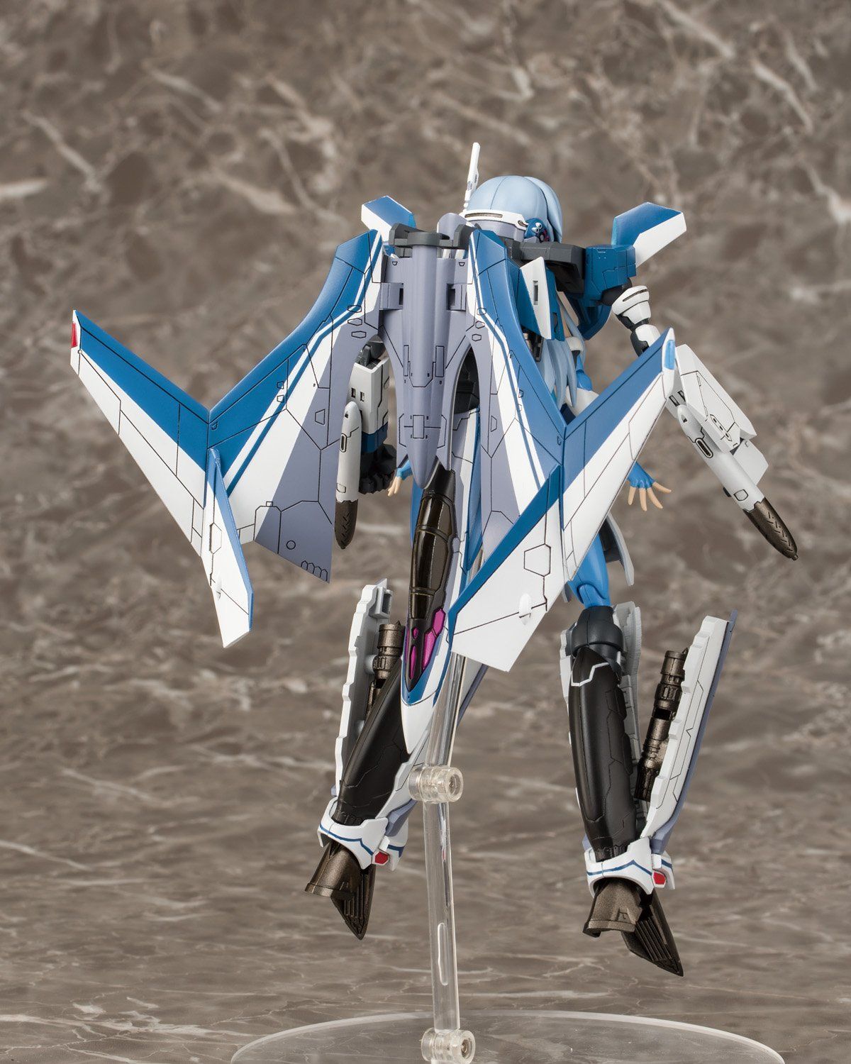 Aoshima VFG Macross Delta VF-31J Siegfried - BanzaiHobby