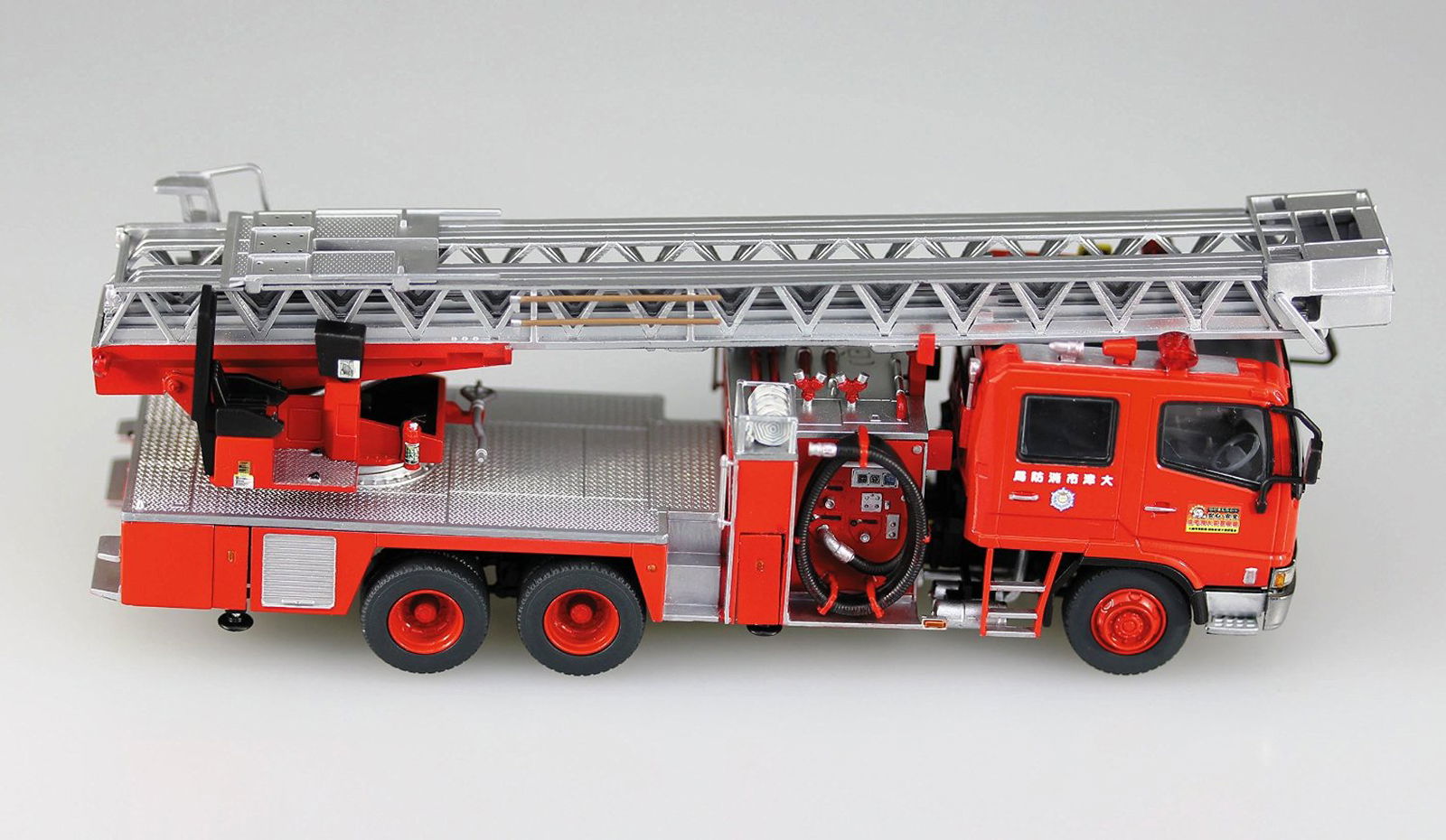 Aoshima Working Vehicle No.2 Fire Ladder Truck - BanzaiHobby