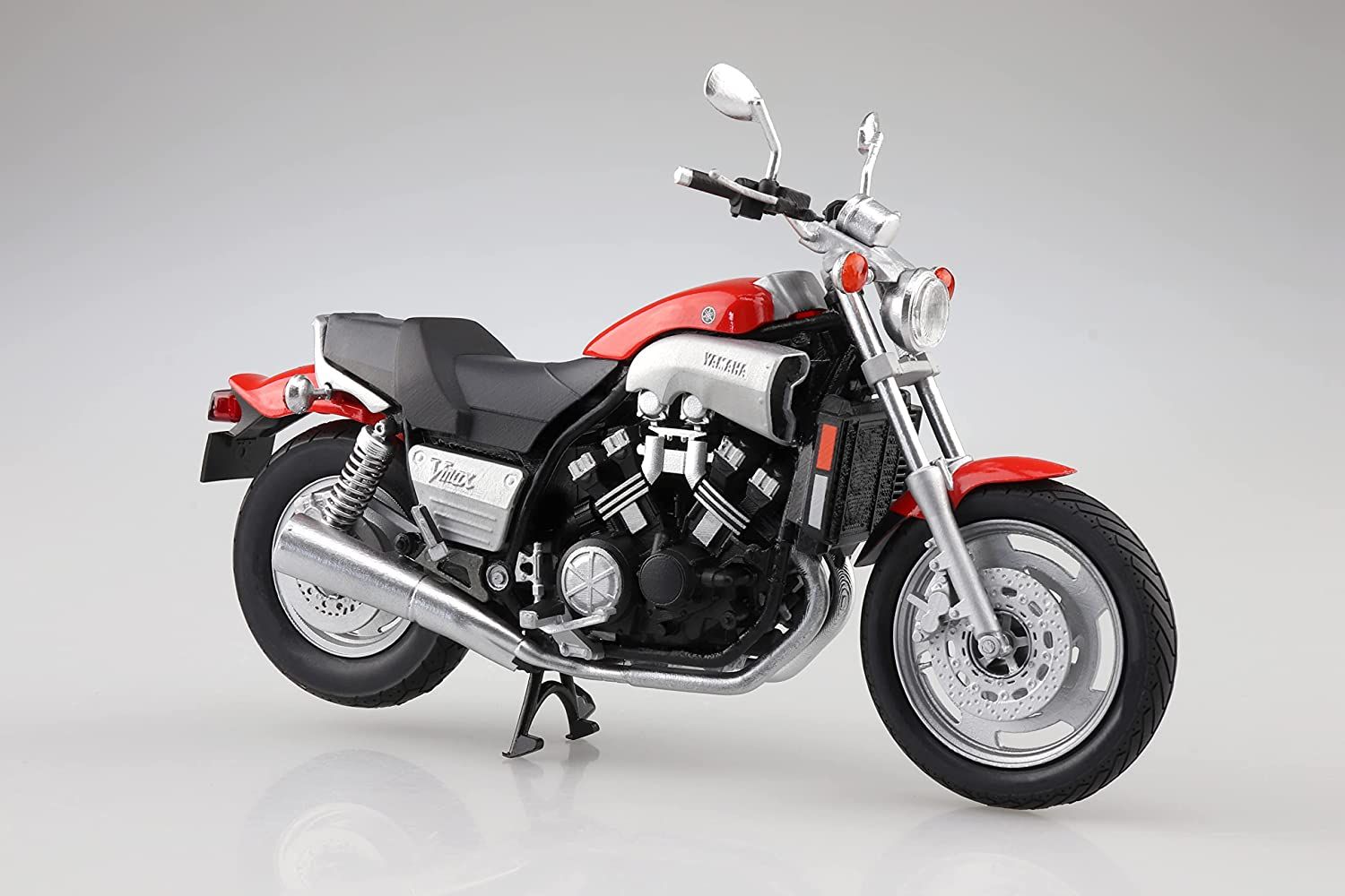 Aoshima Yamaha Vmax Fire Red - BanzaiHobby