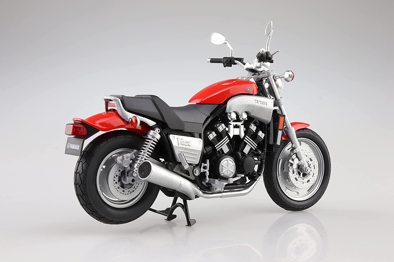 Aoshima Yamaha Vmax Fire Red - BanzaiHobby