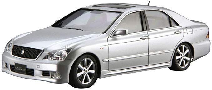 Aoshima Toyota GRS182 Crown Royal Saloon G/ Athlete G `03 - BanzaiHobby