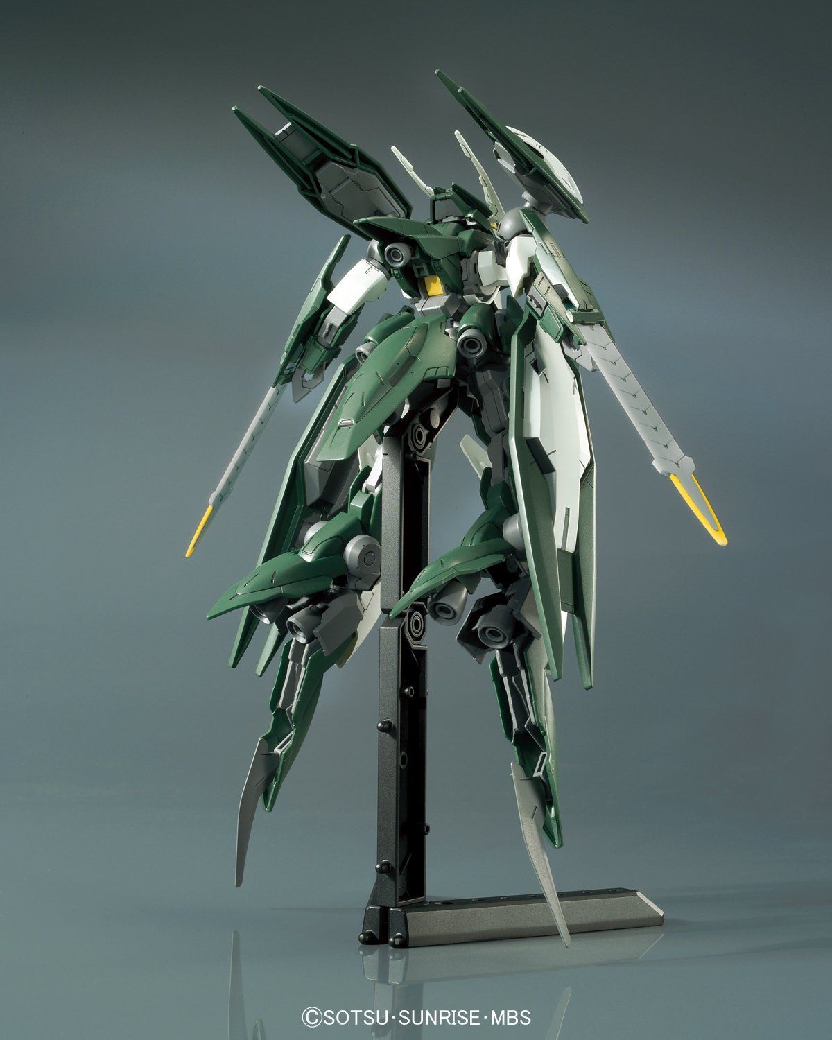 Bandai HG 034 Reginlaze Julia - BanzaiHobby