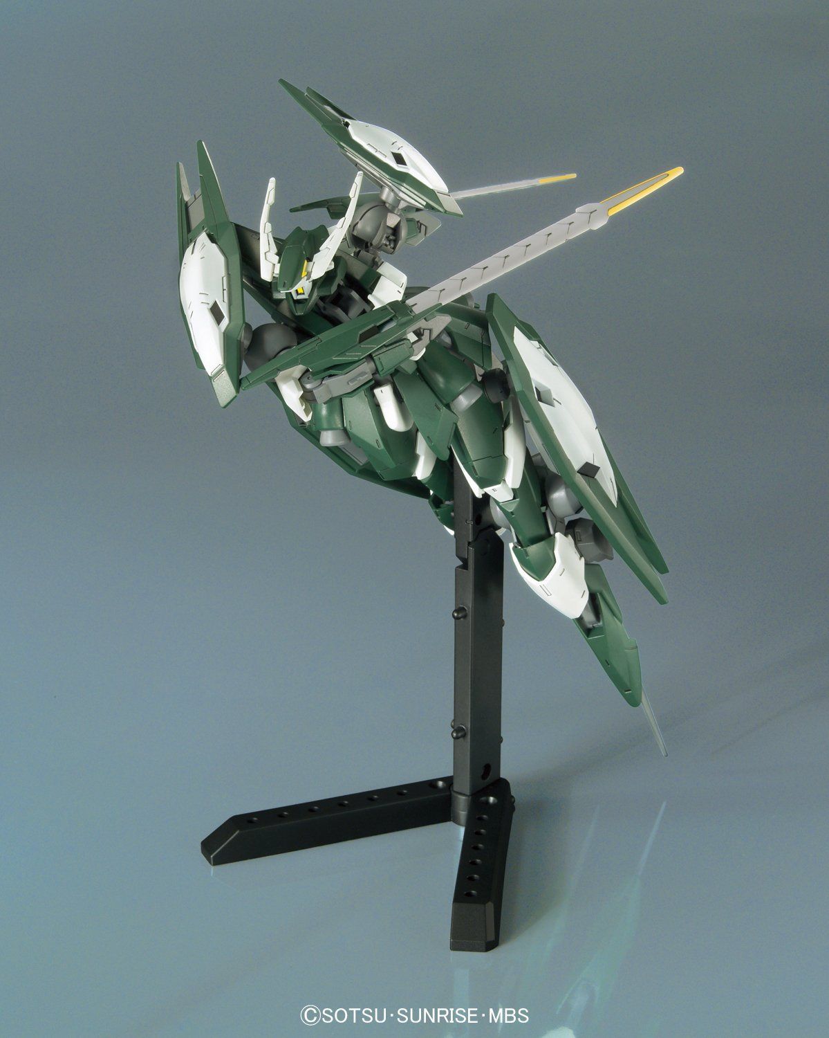 Bandai HG 034 Reginlaze Julia - BanzaiHobby