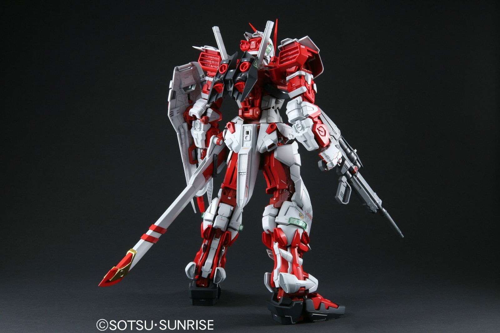 Bandai PG GUNDAM ASTRAY RED FRAME - BanzaiHobby