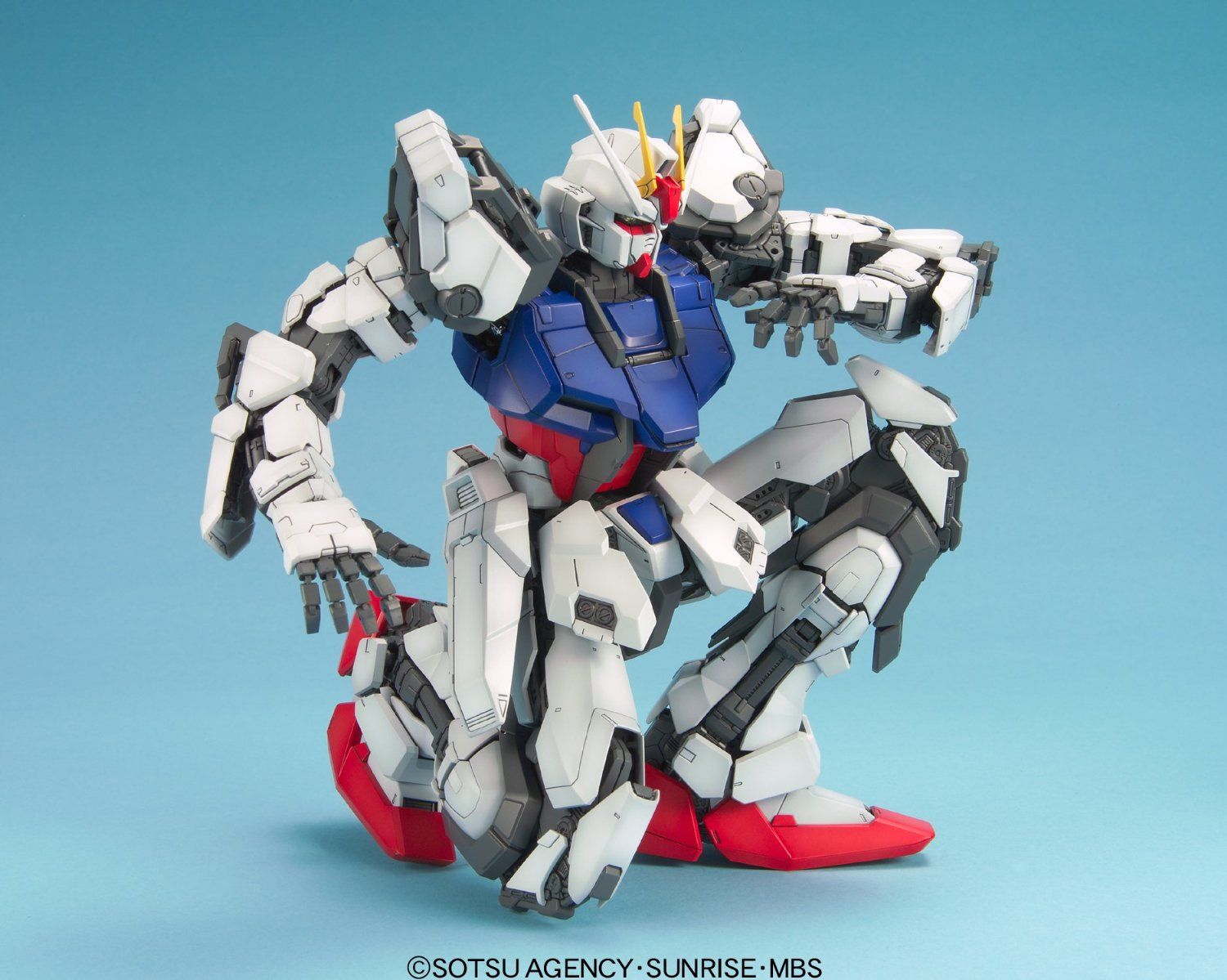 Bandai PG STRIKE GUNDAM - BanzaiHobby