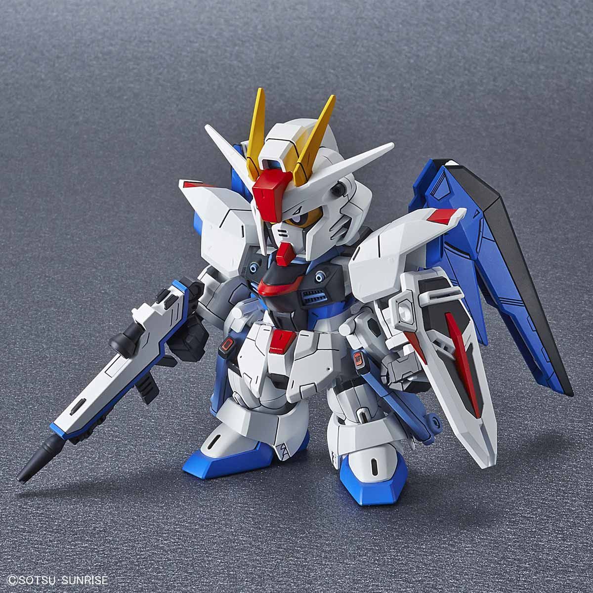 Bandai SD CS08 FREEDOM GUNDAM - BanzaiHobby