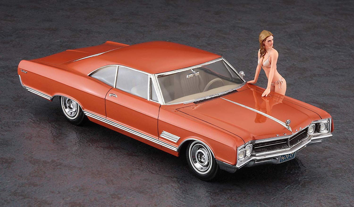 Hasegawa 1966 American Coupe TypeB w/Blond Girls Figure` - BanzaiHobby