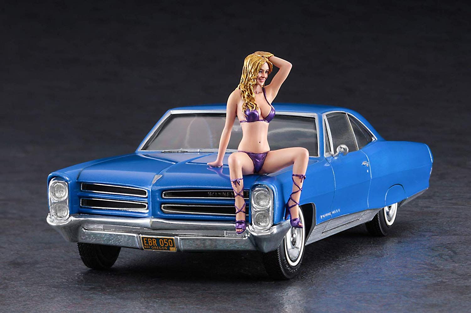 Hasegawa 1966 American Coupe TypeP w/Blond Girls Figure - BanzaiHobby